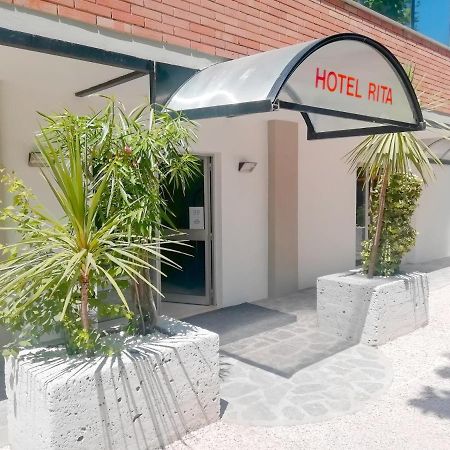 Hotel Rita Cervia Buitenkant foto