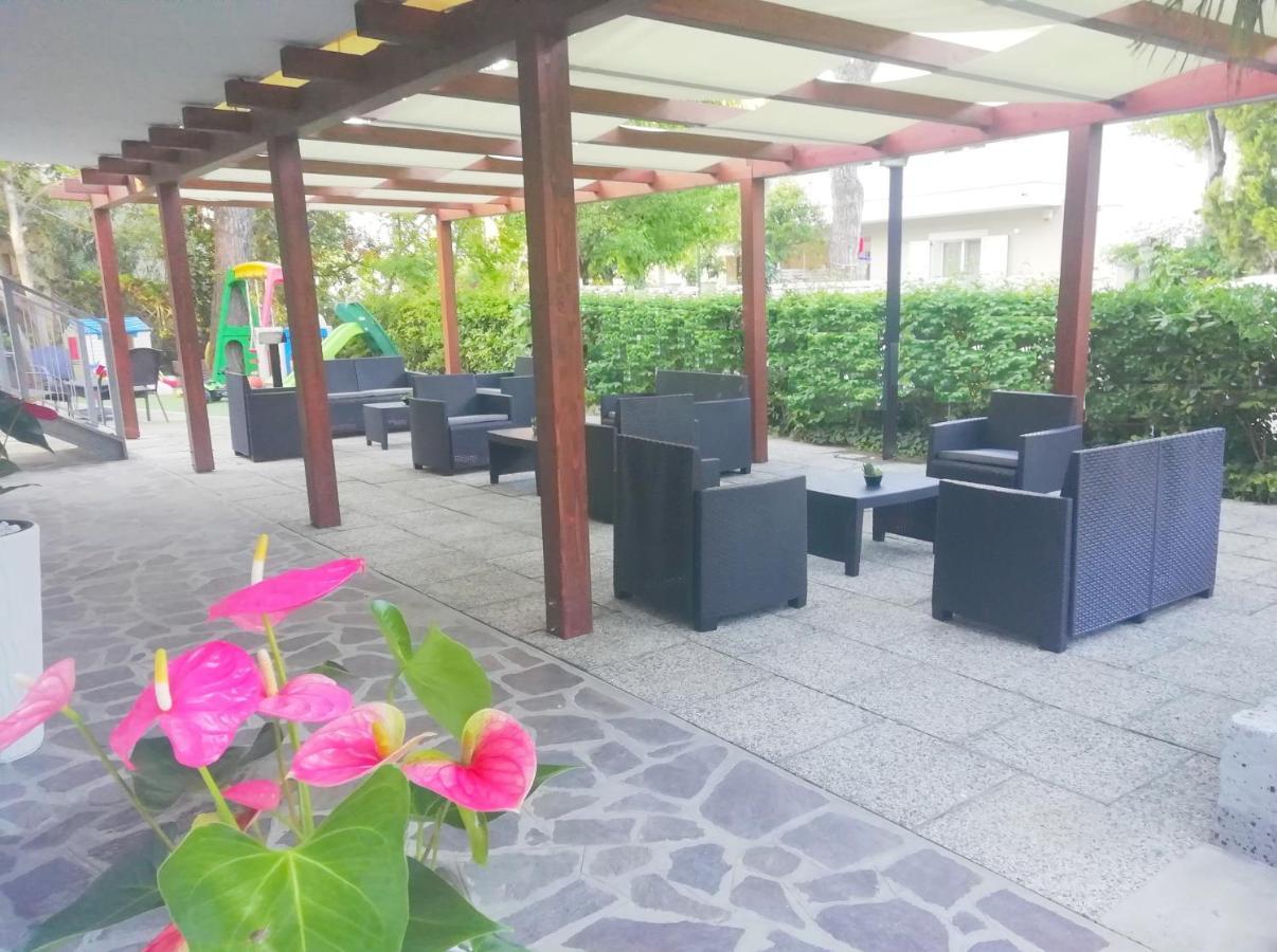 Hotel Rita Cervia Buitenkant foto