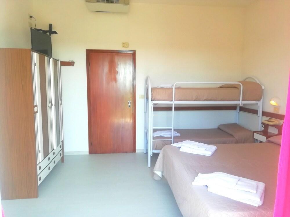 Hotel Rita Cervia Buitenkant foto