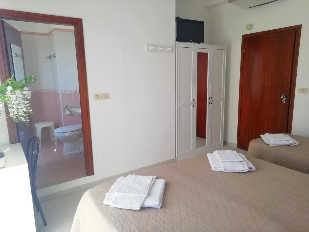 Hotel Rita Cervia Buitenkant foto